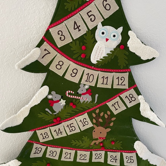 POTTERY BARN KIDS Christmas advent calendar like new - Picture 3 of 6